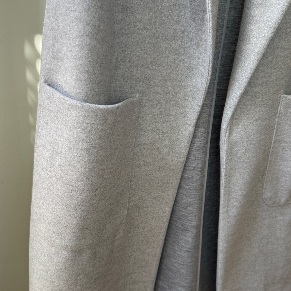 Joie Gray Sleeveless Women's Long Vest No Buttons Size M Soft Material w/ Pocket - Picture 6 of 9